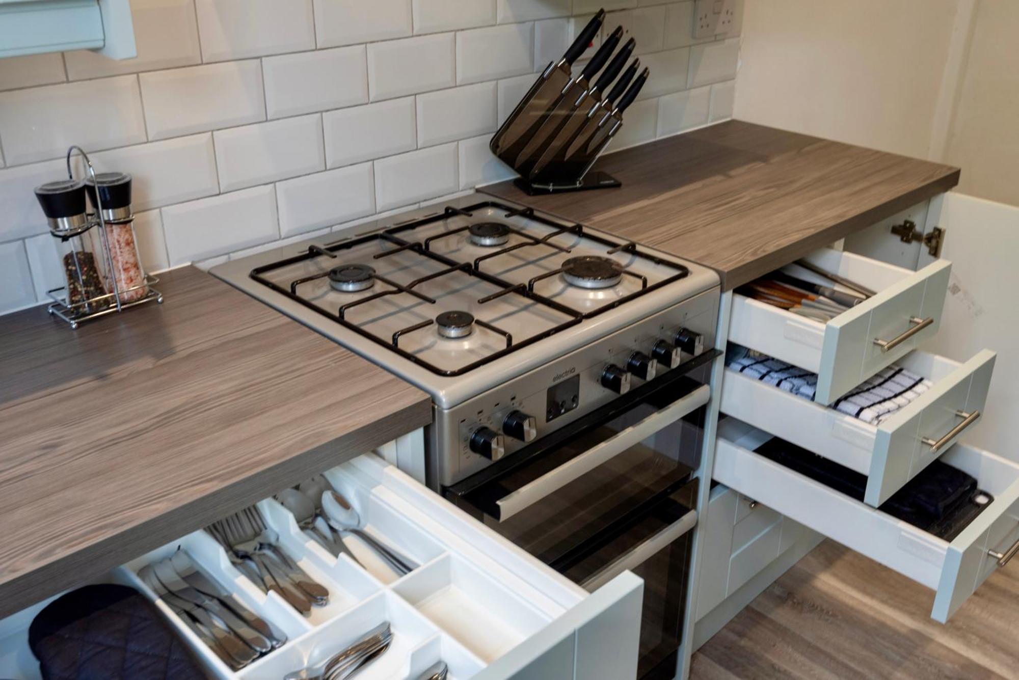 Double Room In Refurbished 5 Bed Home With Wifi And Tv BW Room 4 Солихалл Экстерьер фото