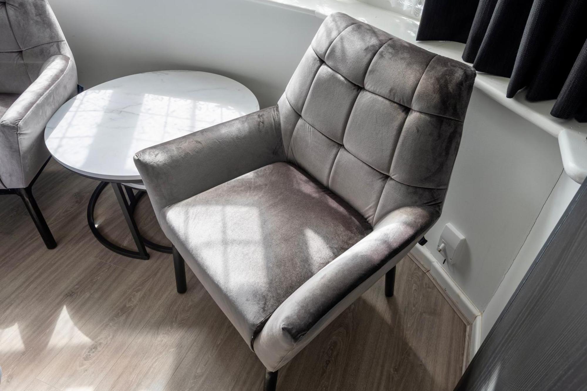 Double Room In Refurbished 5 Bed Home With Wifi And Tv BW Room 4 Солихалл Экстерьер фото