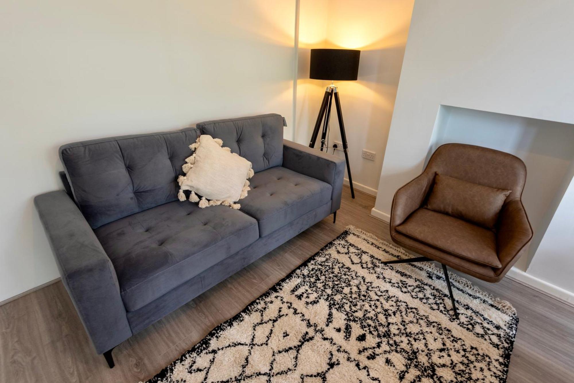 Double Room In Refurbished 5 Bed Home With Wifi And Tv BW Room 4 Солихалл Экстерьер фото