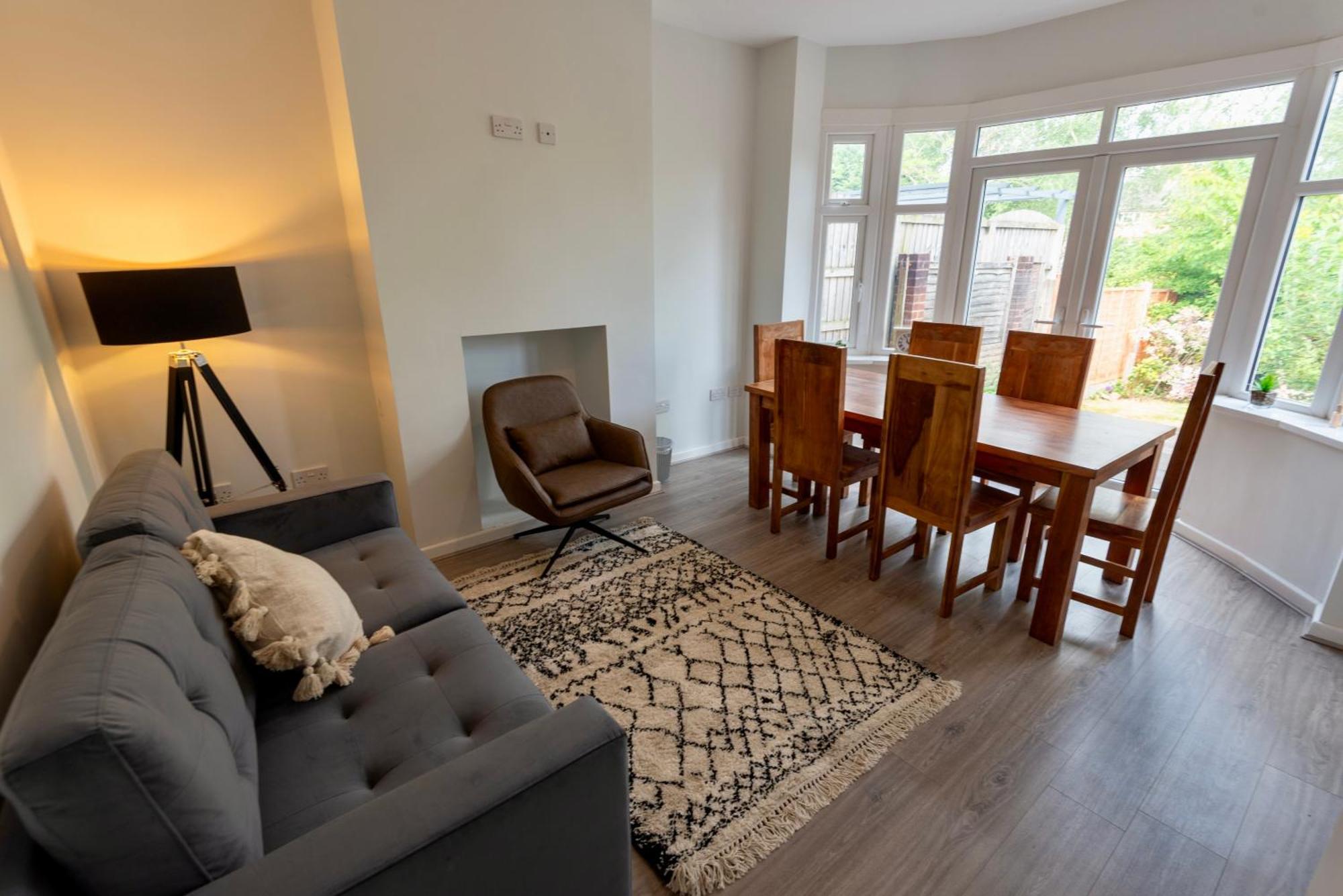 Double Room In Refurbished 5 Bed Home With Wifi And Tv BW Room 4 Солихалл Экстерьер фото