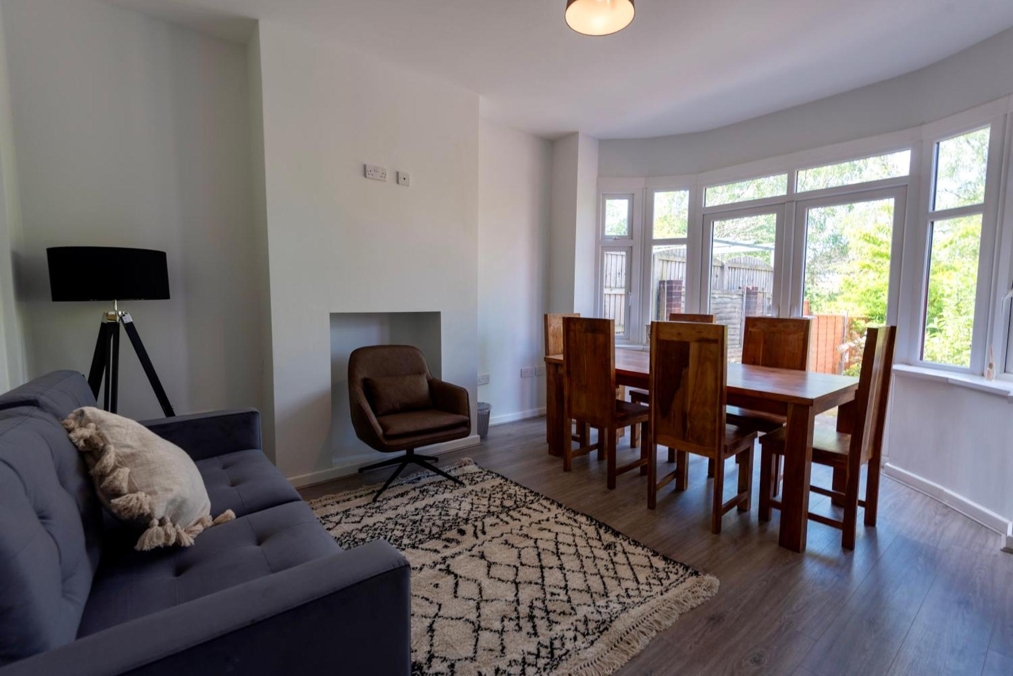 Double Room In Refurbished 5 Bed Home With Wifi And Tv BW Room 4 Солихалл Экстерьер фото